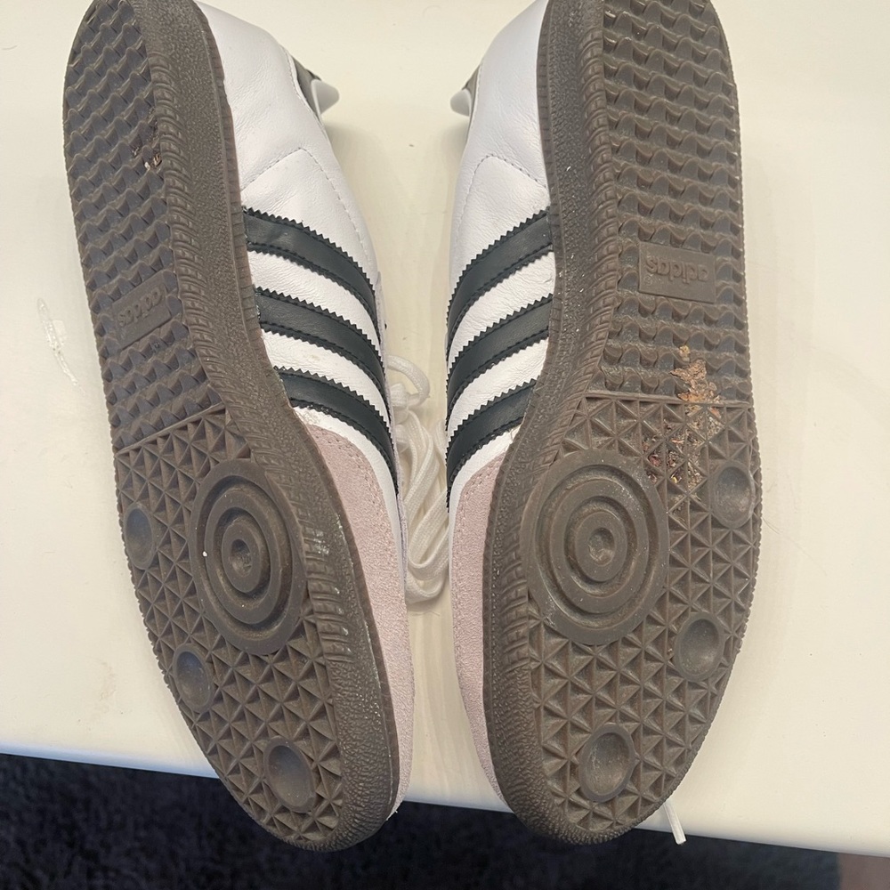 Adidas Samba OG in men’s size 9.5